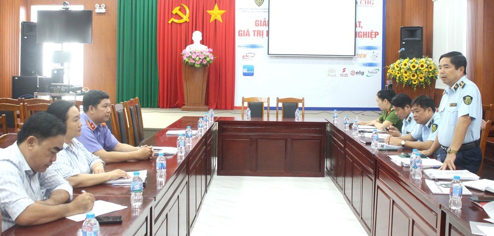 Vĩnh Long tiêu hủy gần 20 tấn hàng hòa là tang vật vi phạm hành chính bị tịch thu